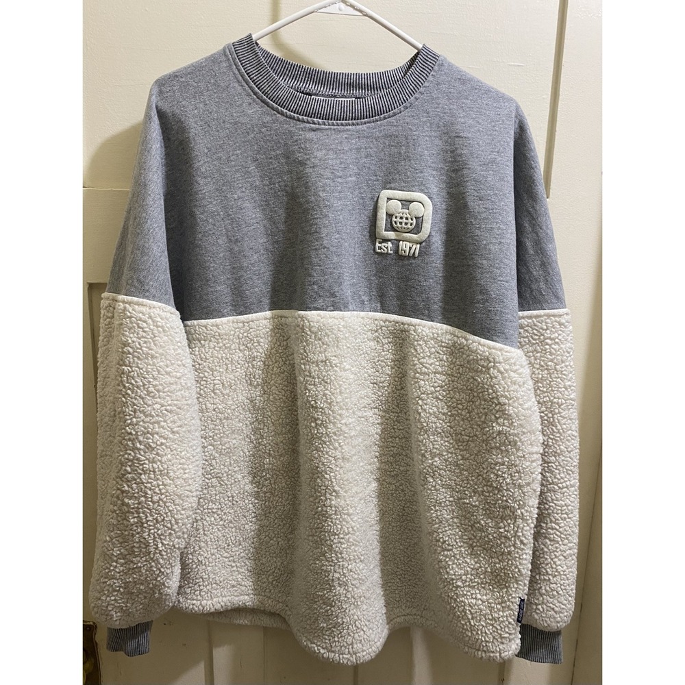 Disney Woman's Sweatshirt Sherpa Fleece Size L Adult Spirit Jersey White Gray